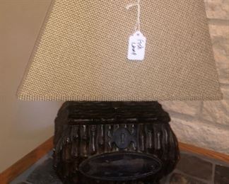 fish motif table lamp