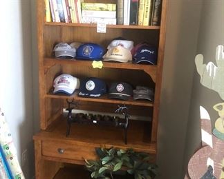 Stylish storage shelf - full!