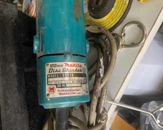 Makita Disc Grinder