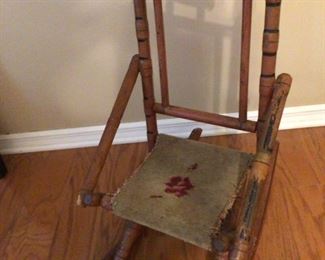 Oldie child’s chair