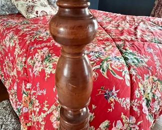 Canopy Bed with Spiral Posts &  Foot , Plain Headboard