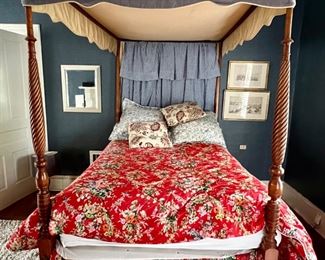Canopy Bed with Spiral Posts &  Foot , Plain Headboard 