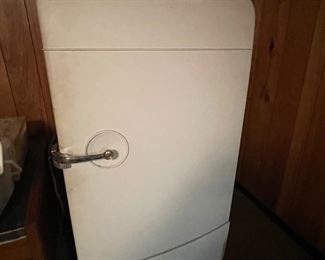 Vintage Frigidaire Refrigerator - Client Said It Works 