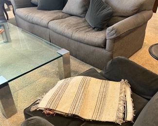 Sofa and matching chairs 