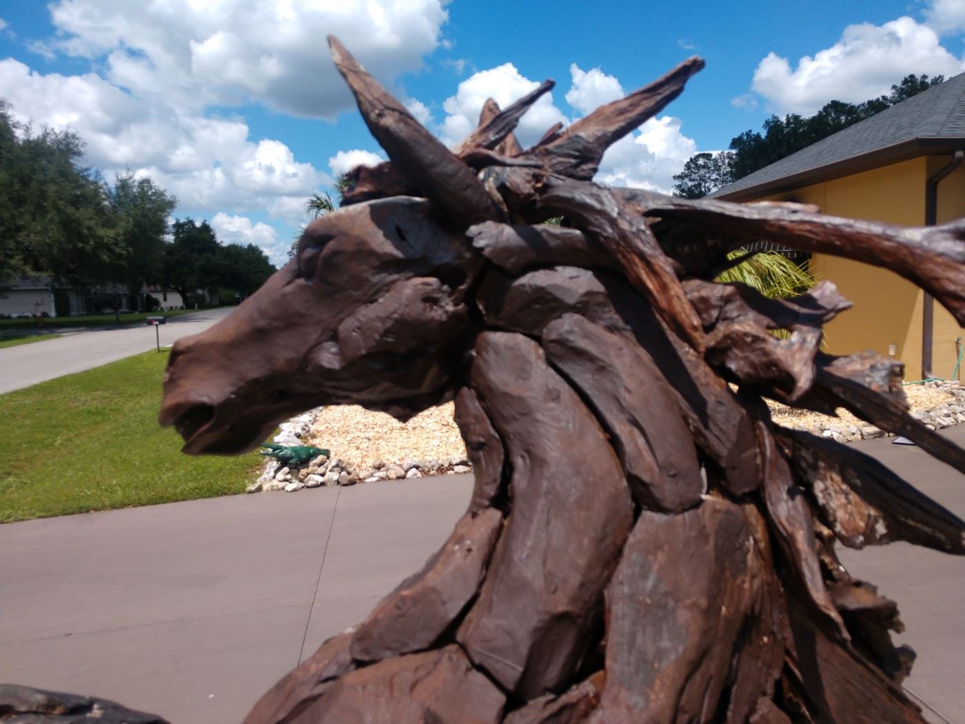 Helping Hands Estate Sales /Fl Dunnellon starts on 6/15/2023