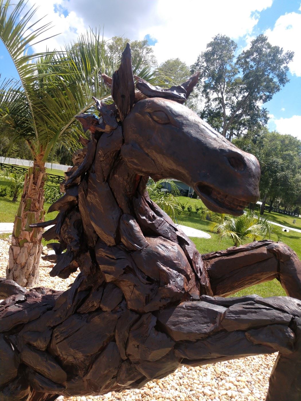 Helping Hands Estate Sales /Fl Dunnellon starts on 6/15/2023