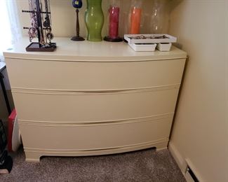 Nice chest of drawers