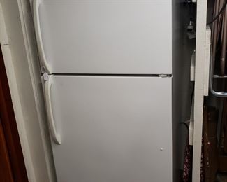 Frigidaire refrigerator