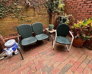 vintage outdoor furniture