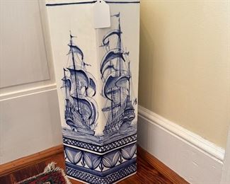 Delft Umbrella Stand
