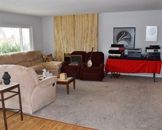 Electronics Room Overview