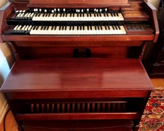 Hammond RT2 Organ