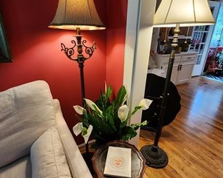 Floor Lamp and leather top accent table