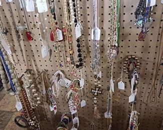 Costume Jewelry Lot Beads Gems Necklaces Bracelets Earrings Pins Rings