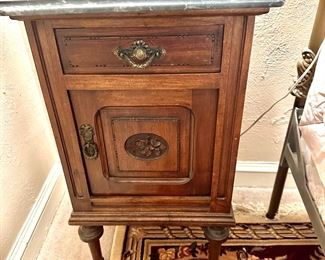 French marble top bedside cupboard. 1900s.  We have 2