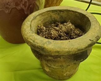Wow!  This planter has age, but she is in excellent shape.  Admire the thickness of the pot.
