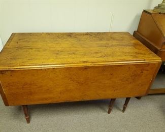 This table is "golden"!  A must-have if you are looking for a primitive table for your breafast, keeping, or formal area.