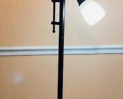 6 Ft. Metal Dual Light Floor Lamp.