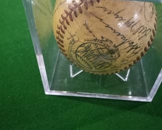 1953 PITTSBURGH PIRATES SIGNED BALL RALPH KINER SWEET SPOT