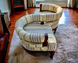 Tête-à-tête $350…beautiful. Was $3800. Great condition. Smoke & pet free. No stains. 