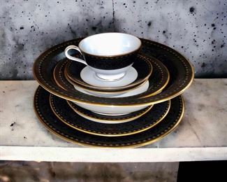 7pc Noritake Benedicto Black Gokd Set…Excellent Condition…$60