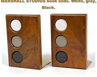 Lot 1921 Pair Gordon and Jane MARTZ for MARSHALL STUDIOS book ends. White, gray, Black. 
