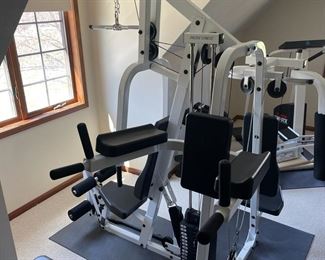 Pacific Fitness, Weight System