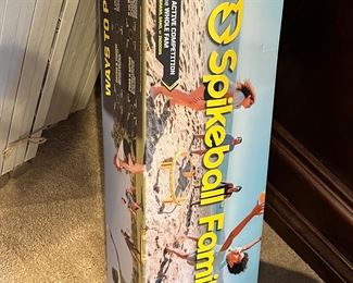 Spikeball set