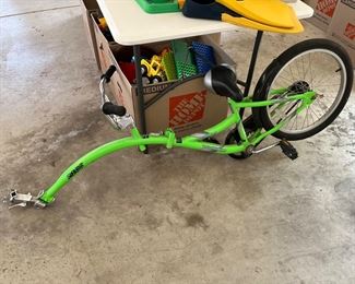 WeeRide co-pilot bike trainer