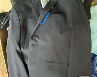 Boys clothing - many new with tags!