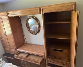 Thomasville Beryl bedroom set (part of 9-pc.)