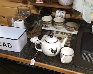 Miscellaneous kitchen