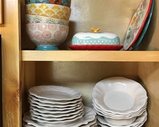 Dishes, Pioneer woman