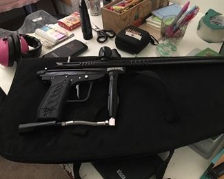 Word paintball machine