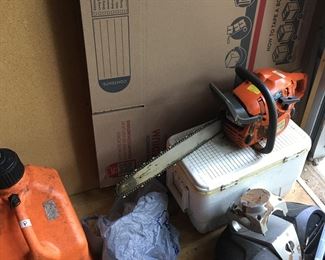 Husqvarna 445 power saw