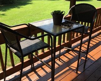 Small table & chairs