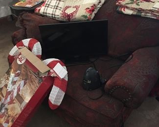 Love seat, Christmas