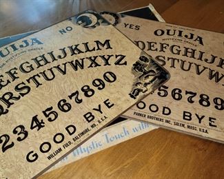 Ouija boards - an original William Flud w/box