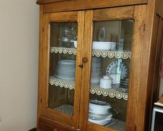 Vintage cabinet
