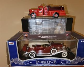 Collectible vehicles