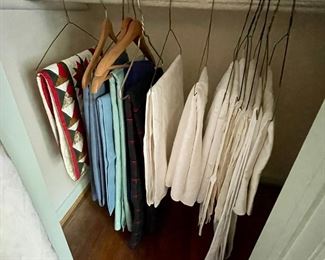 Tablecloths (cotton & acrylic).