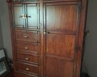 Armoire