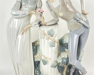 Lladro "Romeo y Julieta" Porcelain Figurine #4750