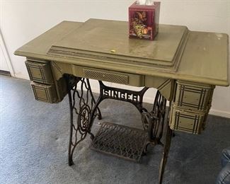 Vintage Singer sewing cabinet