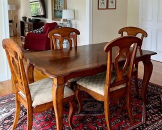 Kitchen Table & 4 Chairs