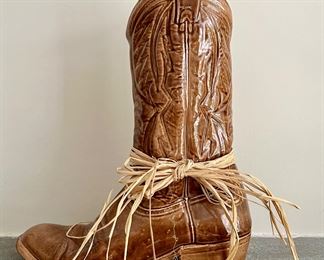 Art Pottery Boot