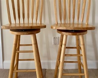 (2) Swivel Bar Stools