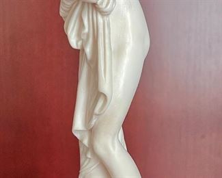 Sculptor G. Ruggeri (Made in Italy) Figurine