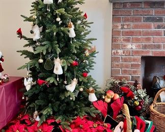 Faux Xmas Tree & Poinsettias