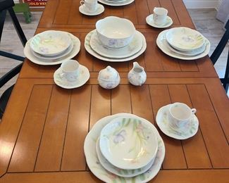 Mikasa Rondo 4-pc set